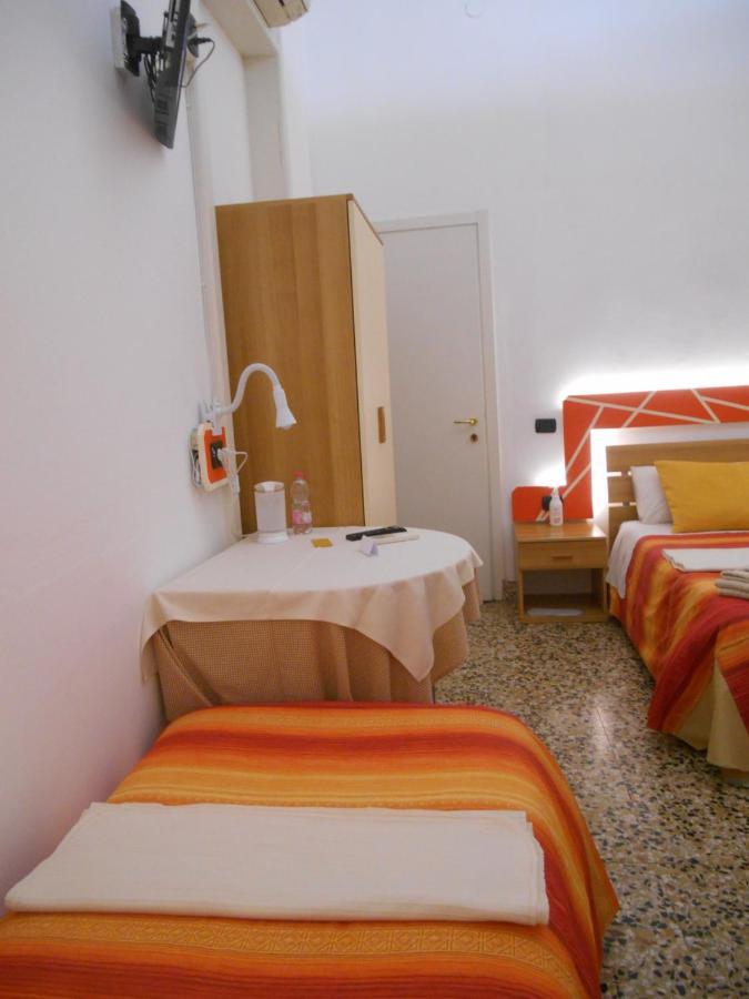 Bed and Breakfast Le Rose Malpensa Бусто-Арсіціо Екстер'єр фото